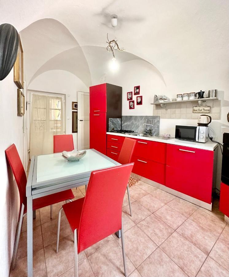 Out Finish Villa Cassi Финале Лигуре Екстериор снимка
