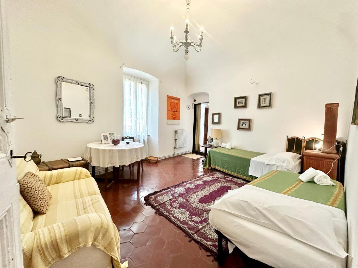 Out Finish Villa Cassi Финале Лигуре Екстериор снимка