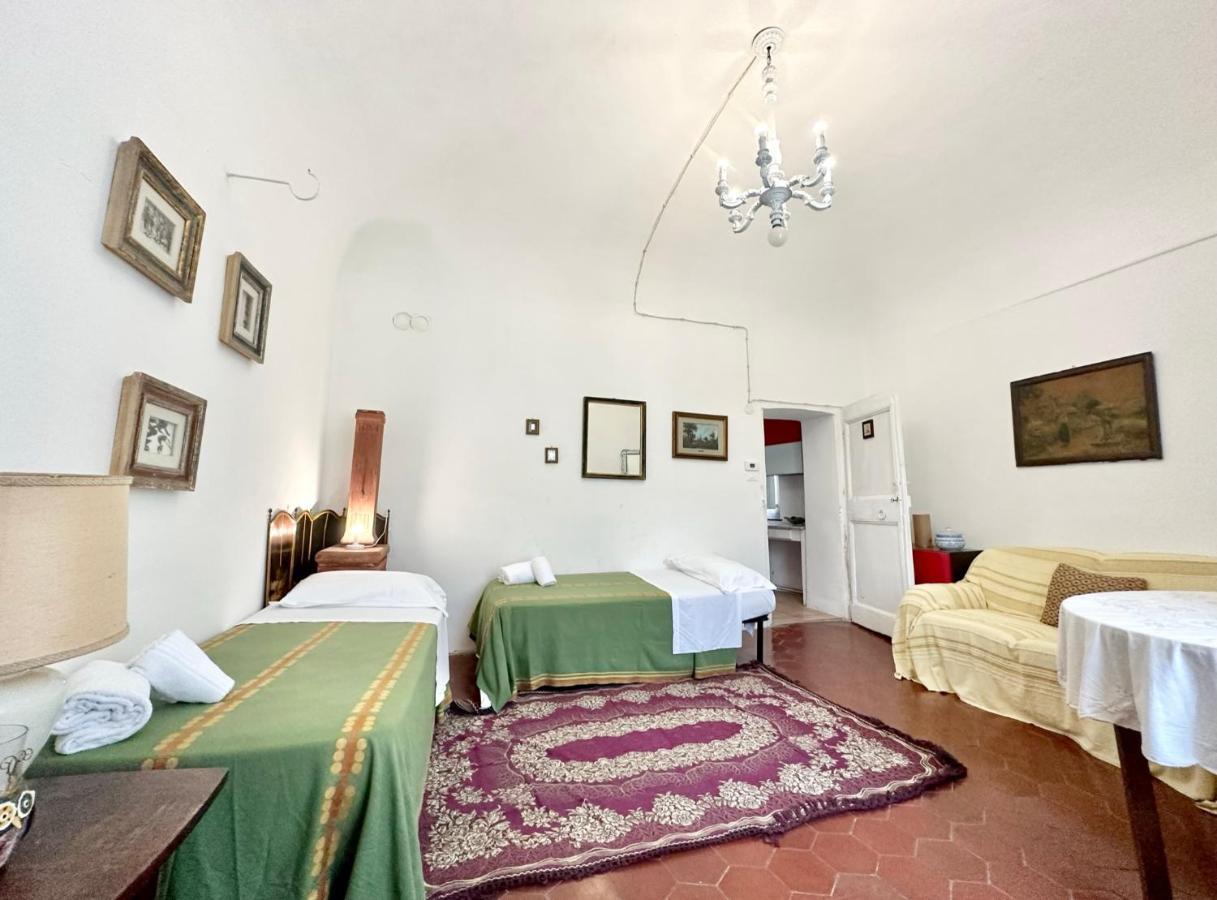 Out Finish Villa Cassi Финале Лигуре Екстериор снимка