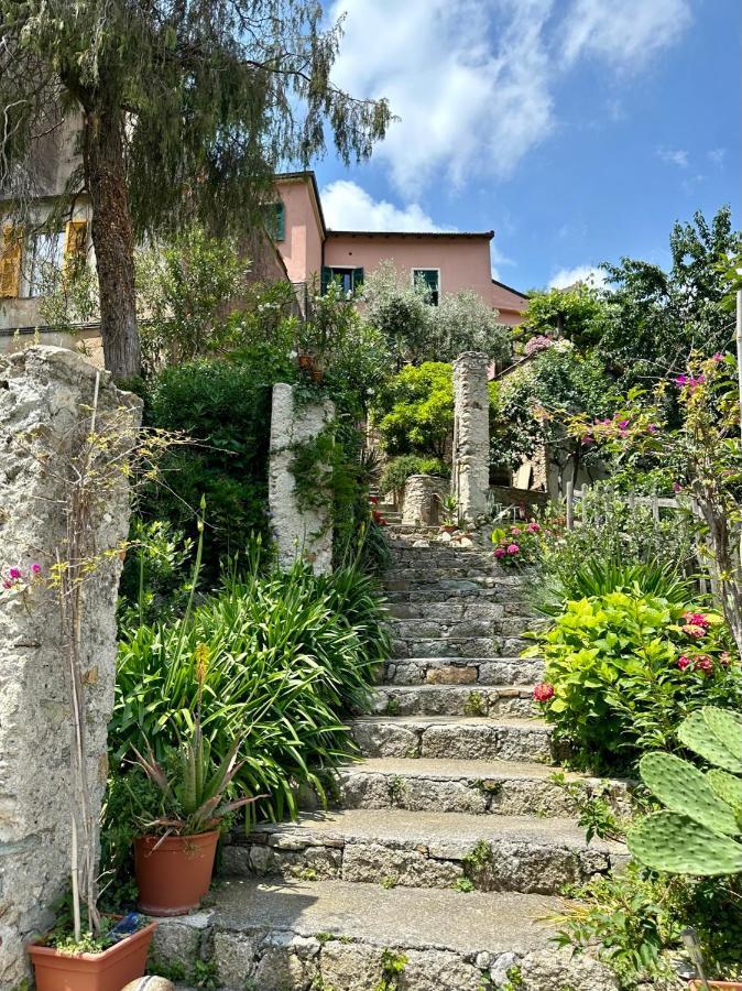 Out Finish Villa Cassi Финале Лигуре Екстериор снимка
