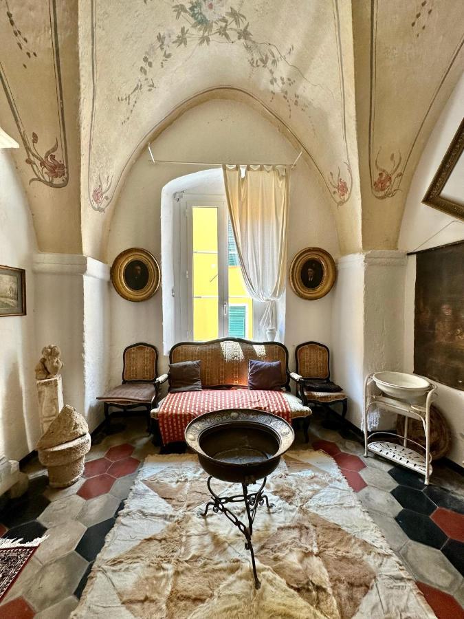 Out Finish Villa Cassi Финале Лигуре Екстериор снимка